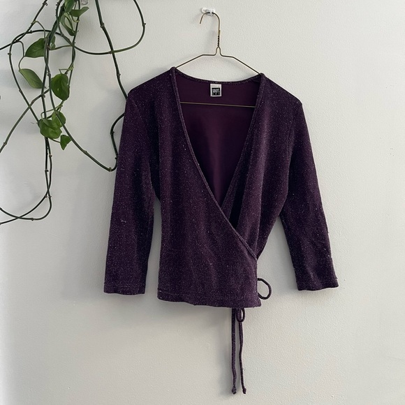 90s wrap top - Picture 2 of 4